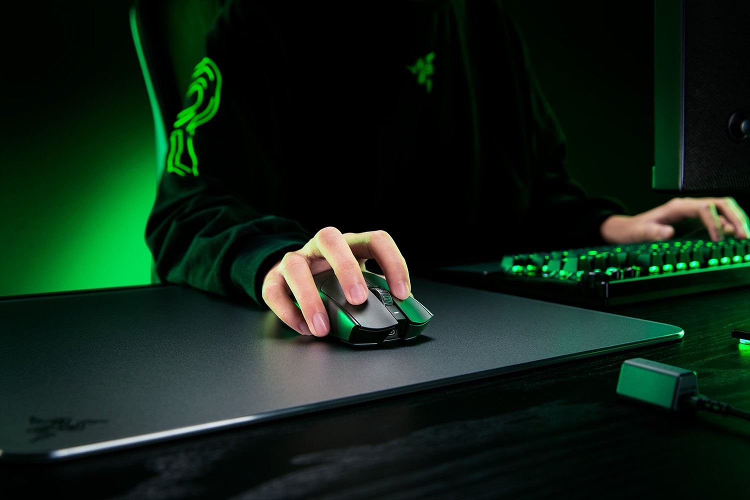 Компьютерная мышь Razer Viper V3 Pro (RZ01-05120100-R3G1) фото