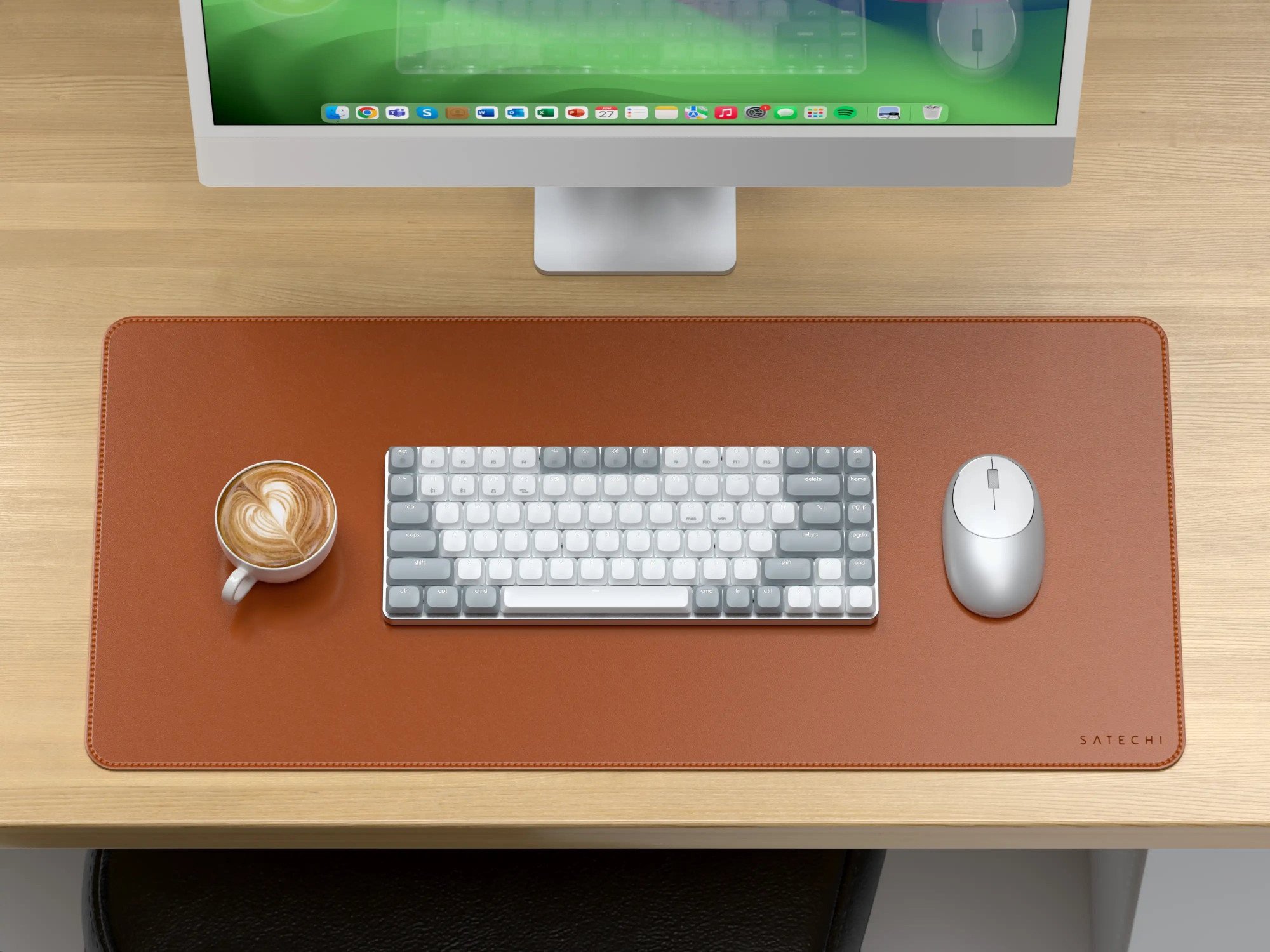 Коврик для мыши SATECHI Vegan-Leather Premium Desk Mat, Brown (ST-LPDMN) фото