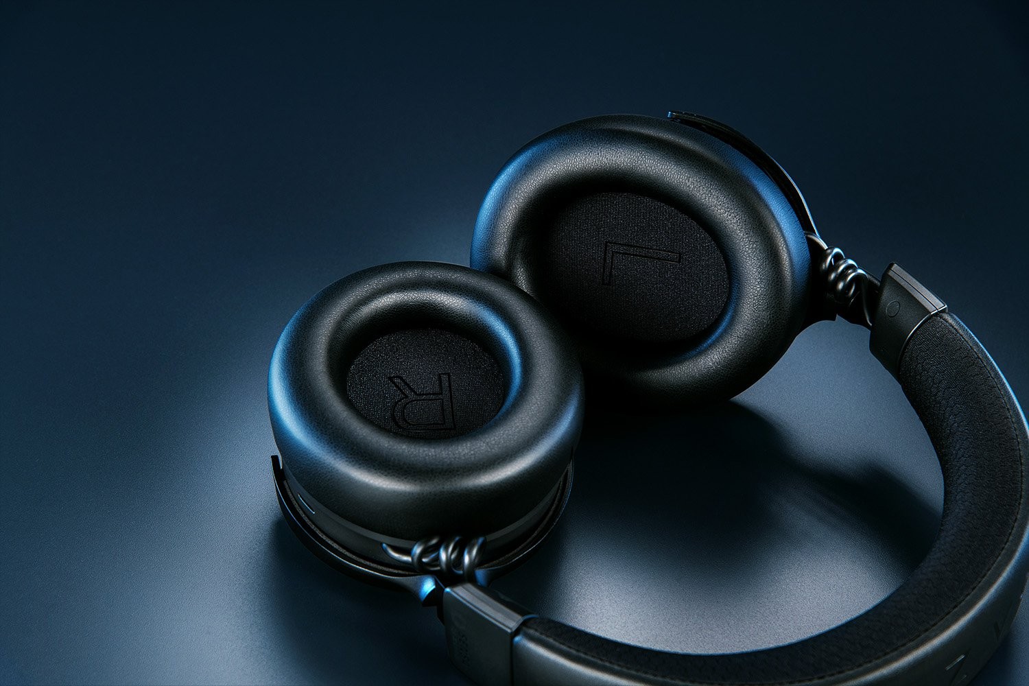 Гарнитура Razer Kraken V4 Pro (RZ04-05160100-R3M1) фото
