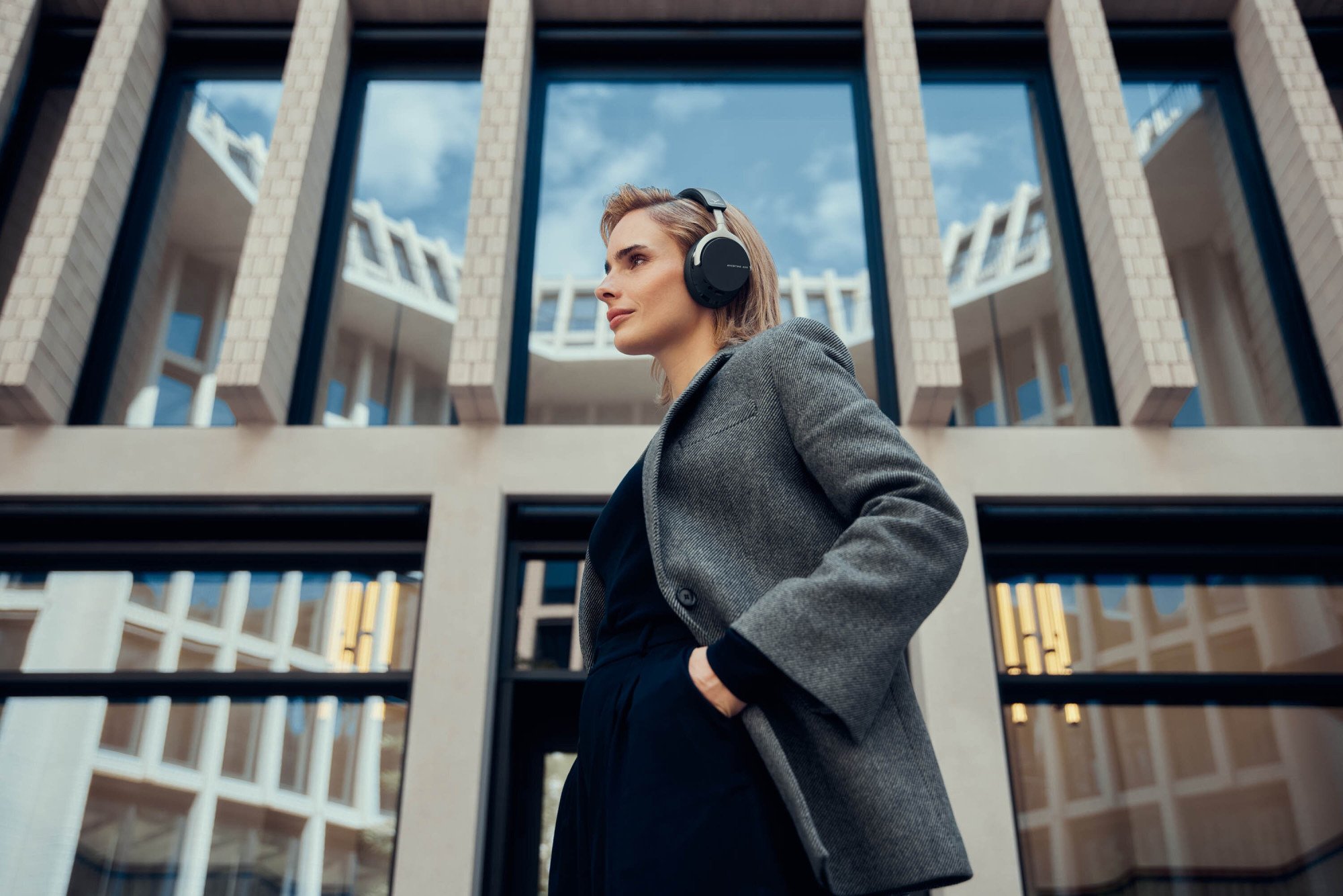 Bluetooth гарнитура Beyerdynamic Aventho 200, Black (AVENTHO 200) (AVENTHO 200-BK) фото