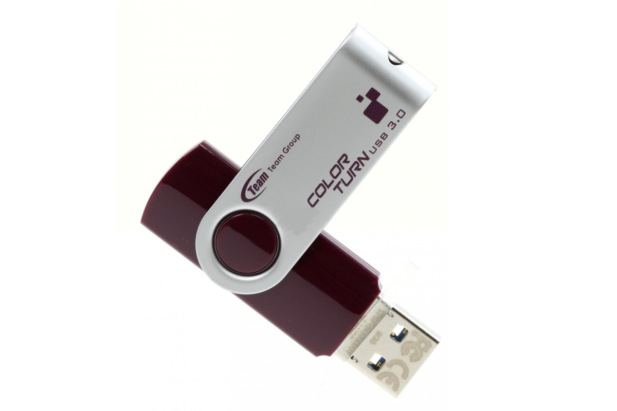 картинка USB флеш-накопитель TEAM 8 GB Color Turn E902 Purple TE90238GP01 от магазина itmag.kz