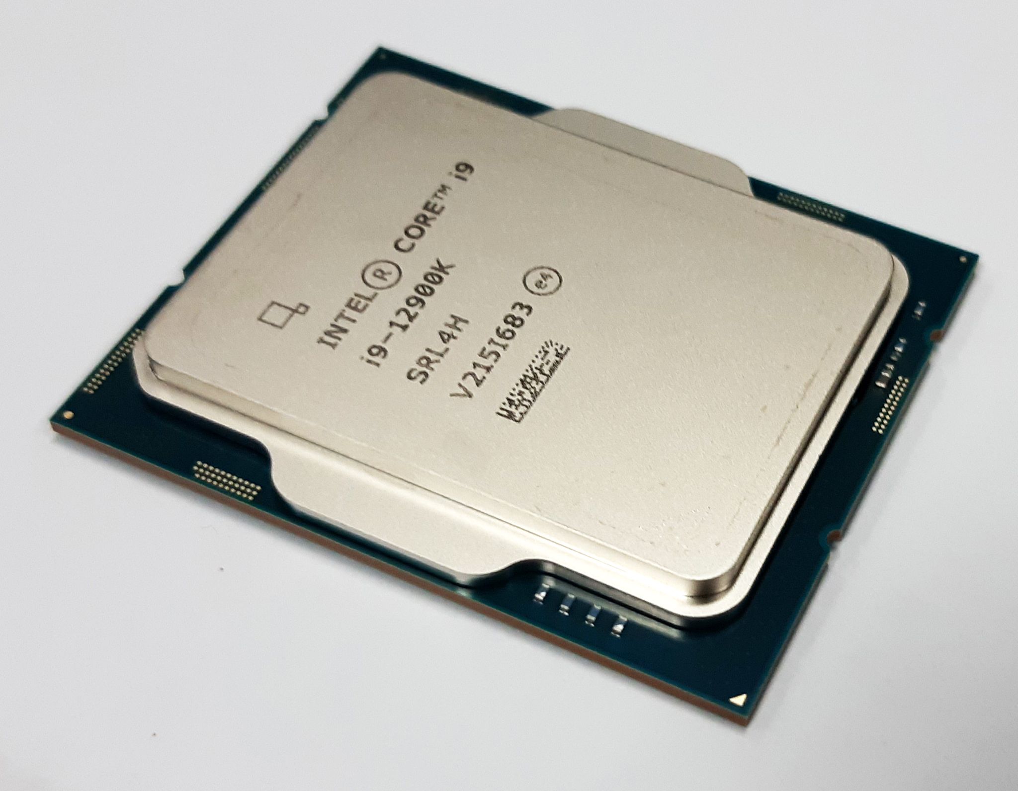 картинка Intel Core i9 12900K, S1700/16 cores/Alder Lake UHD770/OEM от магазина itmag.kz