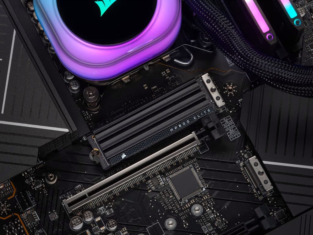 Твердотельный накопитель SSD Corsair MP600 Elite with Heatsink 1TB, M.2 (CSSD-F1000GBMP600EHS) фото
