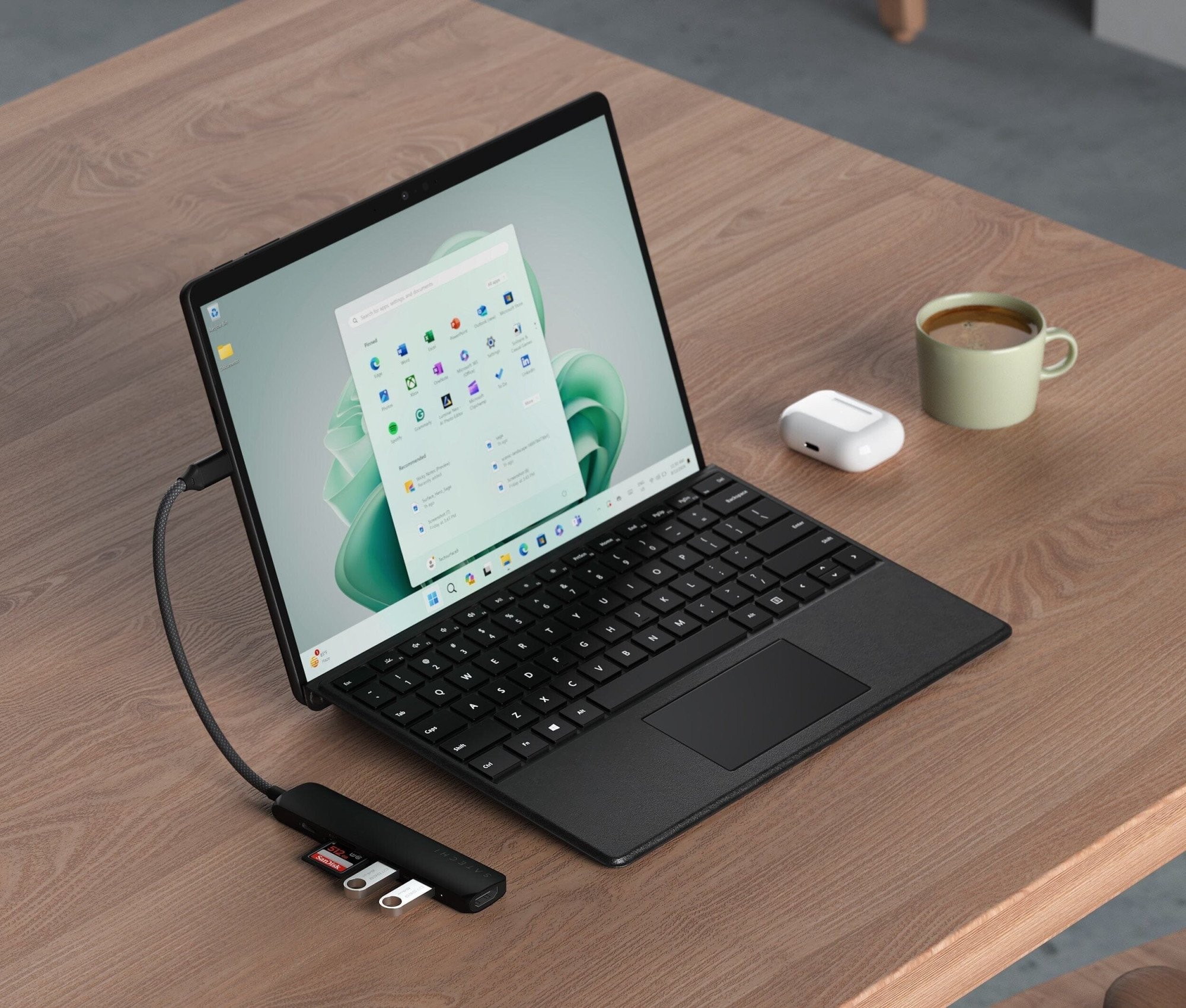 Картридер / USB-хаб Satechi 6-in-1 USB-C Slim Multiport Adapter - Black (ST-P6SK) фото
