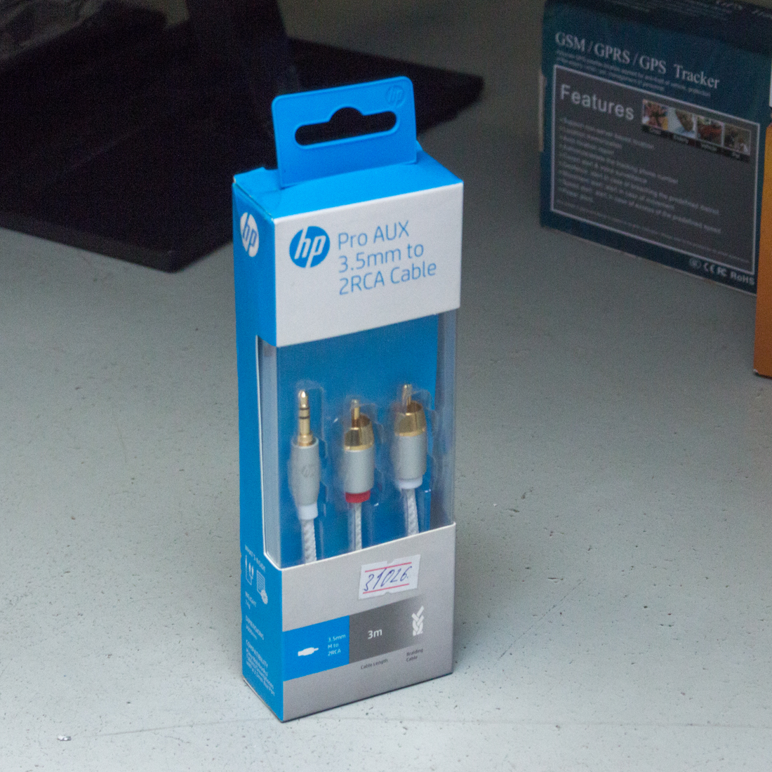картинка Переходник HP Pro  AUX 3.5 mm to 2RCA Cable от магазина itmag.kz
