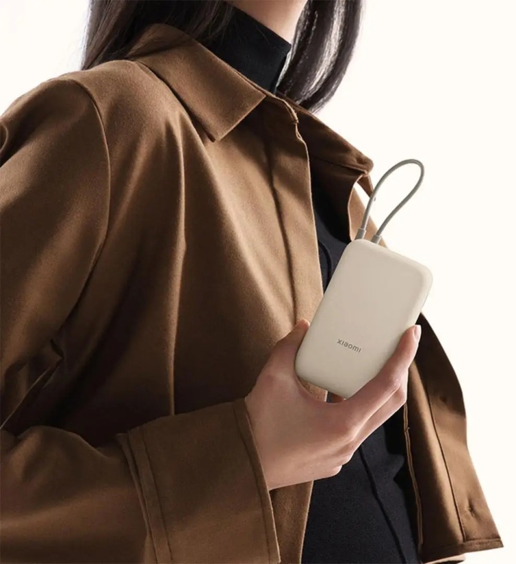 Портативный внешний аккумулятор Xiaomi Power Bank 10000mAh (Integrated Cable) Tan GL  (P15ZM-Beige) фото