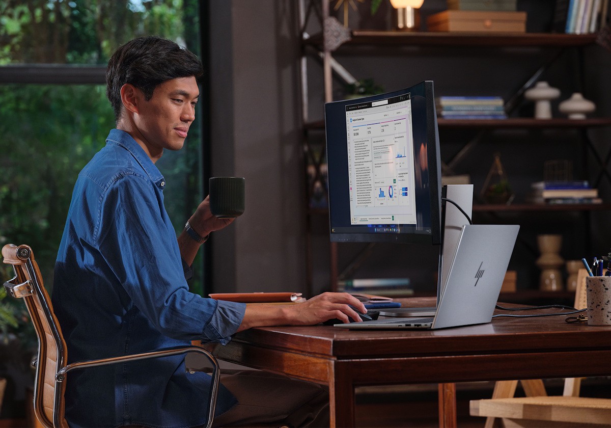 Ноутбук HP EliteBook 8 G2i 14 (DG0W6ET) фото