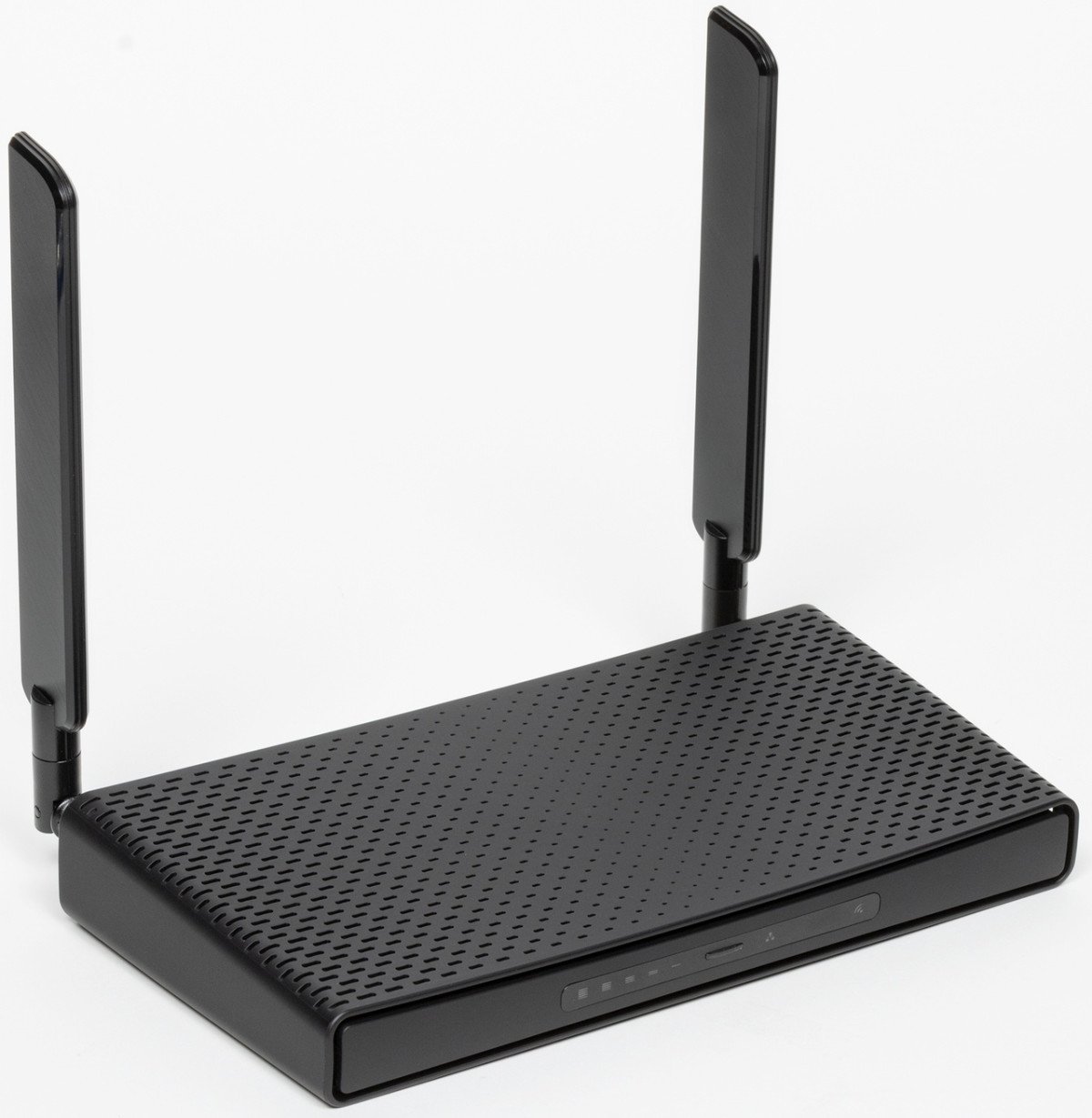 Wi-Fi точка доступа MikroTik  RBD53iG-5HacD2HnD (RBD53iG-5HacD2HnD) фото