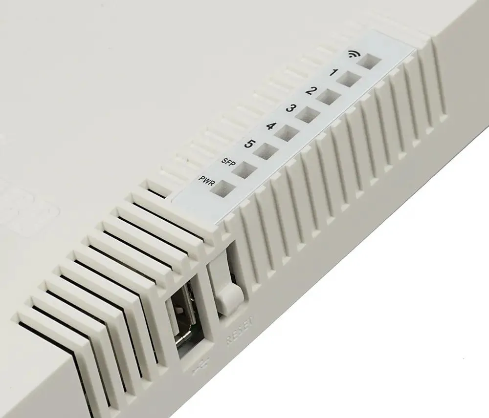 Маршрутизатор MikroTik hAP ac (RB962UiGS-5HacT2HnT) фото