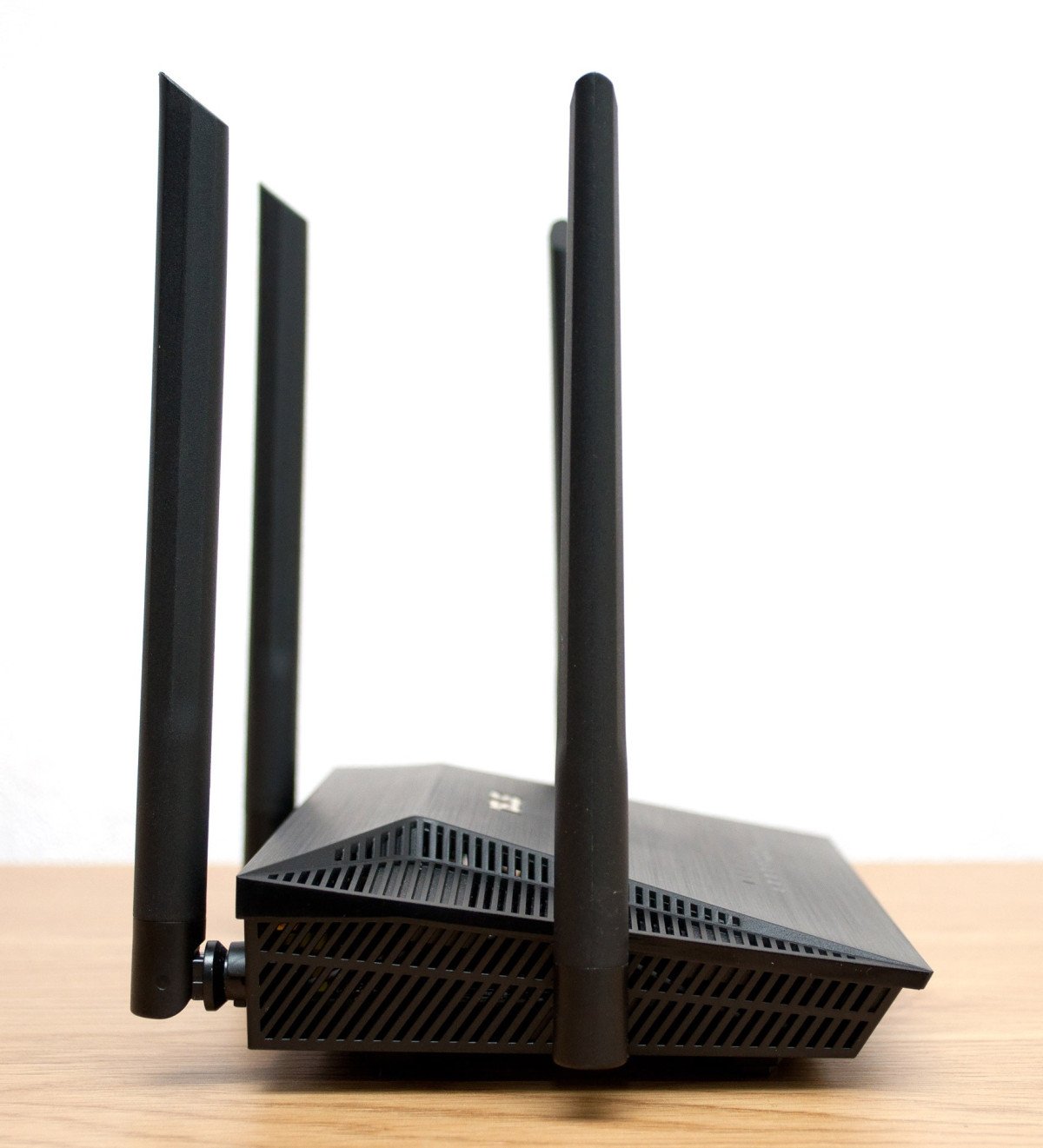 Маршрутизатор ASUS RT-AX53U (90IG06P0-MO3510/MO3500) фото