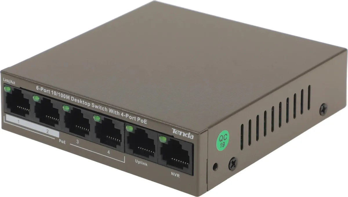 PoE-коммутатор Tenda TEF1106P-4-63W (TEF1106P-4-63W) фото