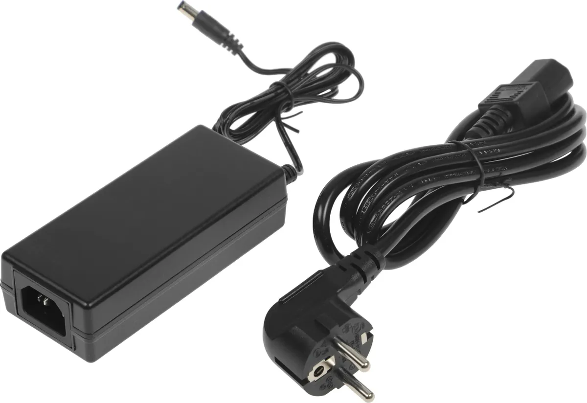 PoE-коммутатор Tenda TEF1106P-4-63W (TEF1106P-4-63W) фото